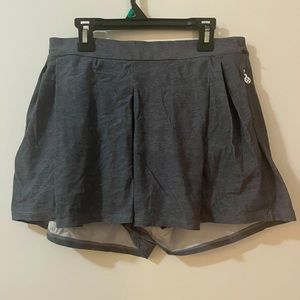 Lululemon Go City Skort Gray Heathered size 8 in EUC with pockets